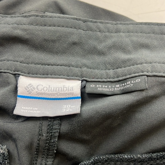 Columbia men’s gray pants  w30 l32 L34-37 - Picture 5 of 6